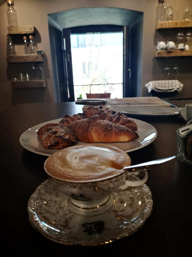 B&B Mugnos Charme Living Licodia Eubea Buitenkant foto