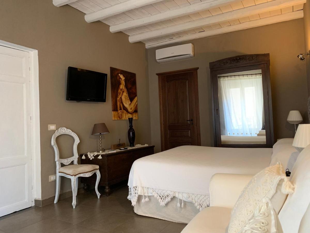 B&B Mugnos Charme Living Licodia Eubea Buitenkant foto